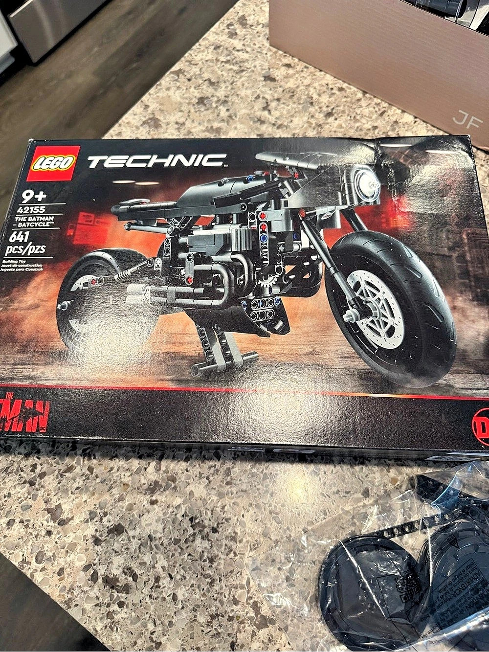 LEGO The Batman - Batcycle Technic Set 42155 Black & Red